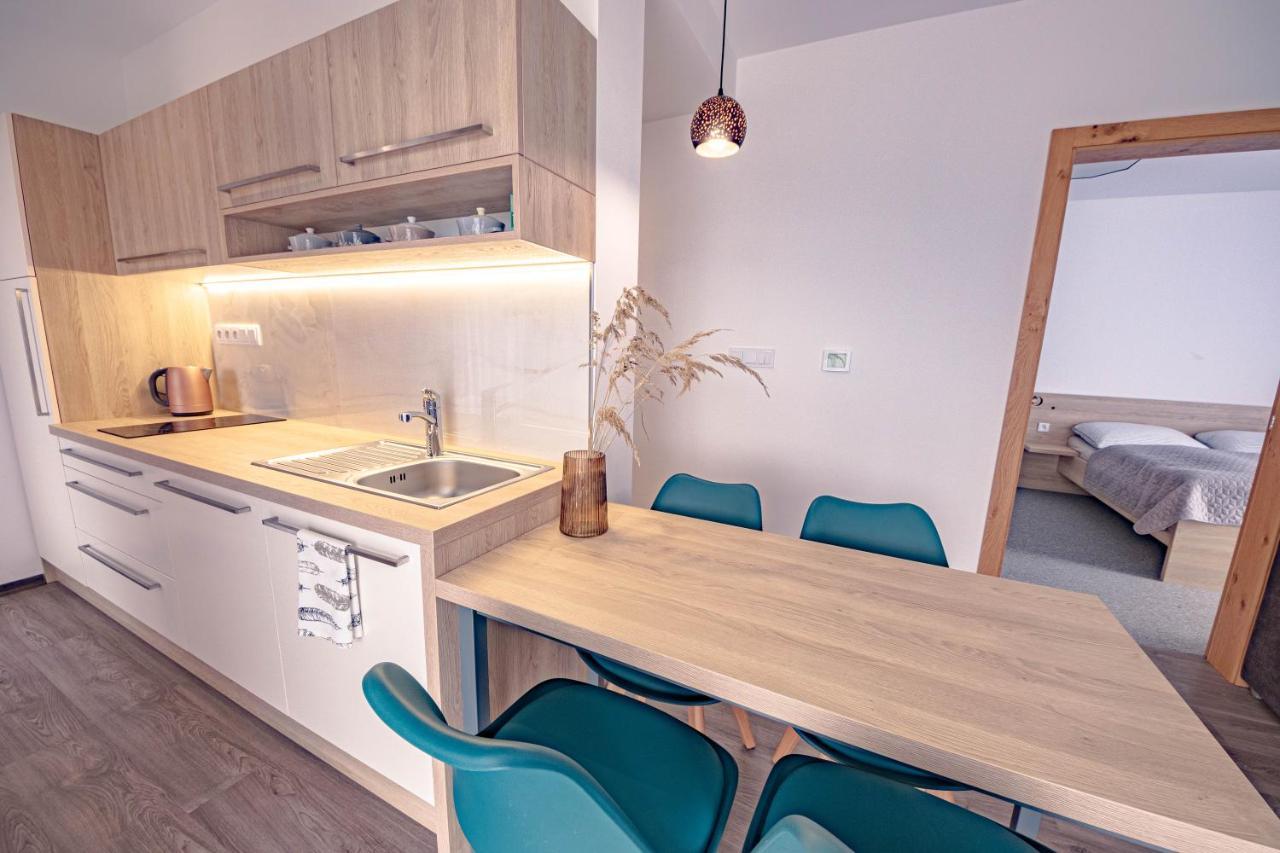 Zore Jasna Apartments เดมานอฟสกา โดลินา ภายนอก รูปภาพ
