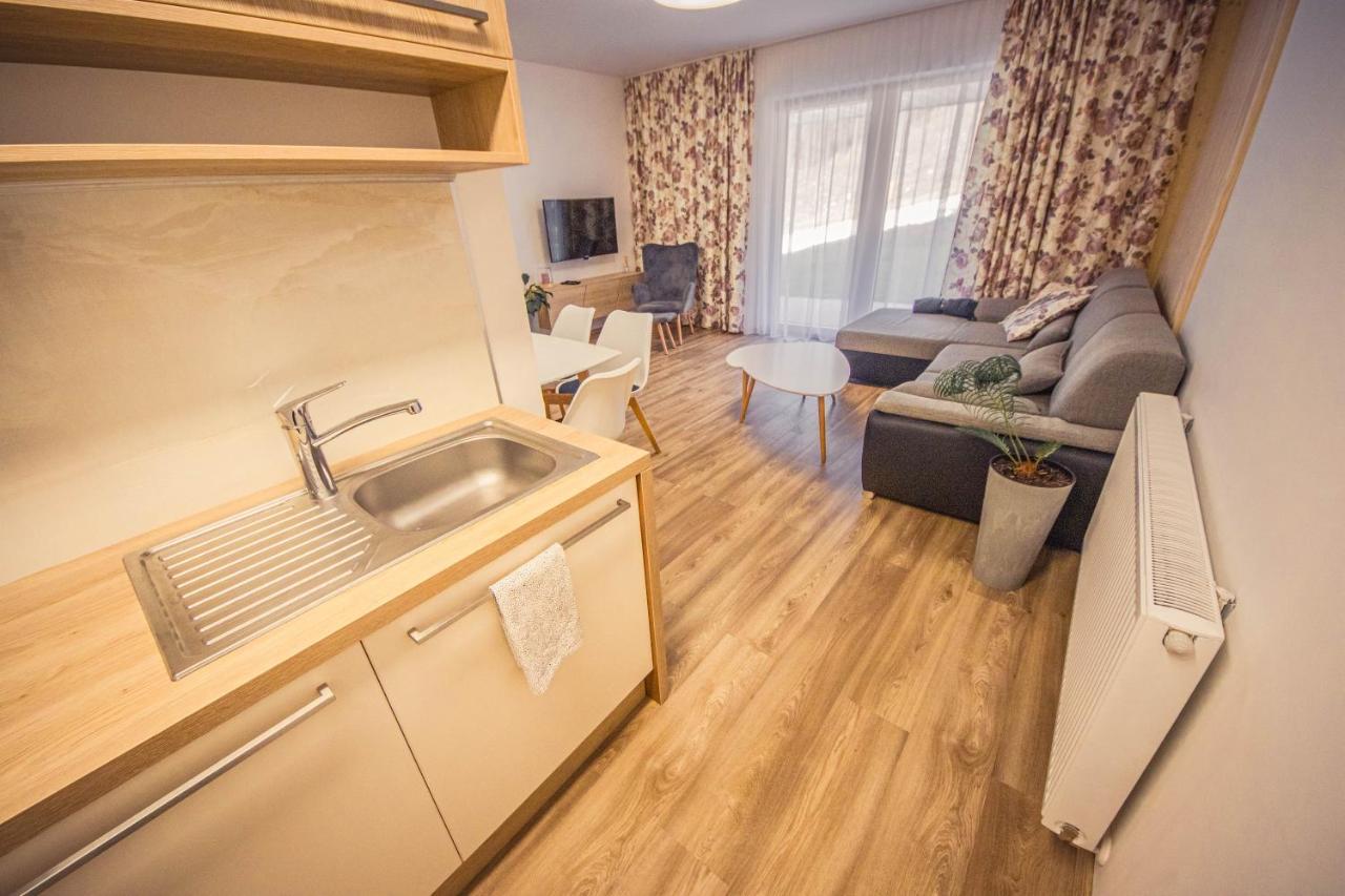 Zore Jasna Apartments เดมานอฟสกา โดลินา ภายนอก รูปภาพ