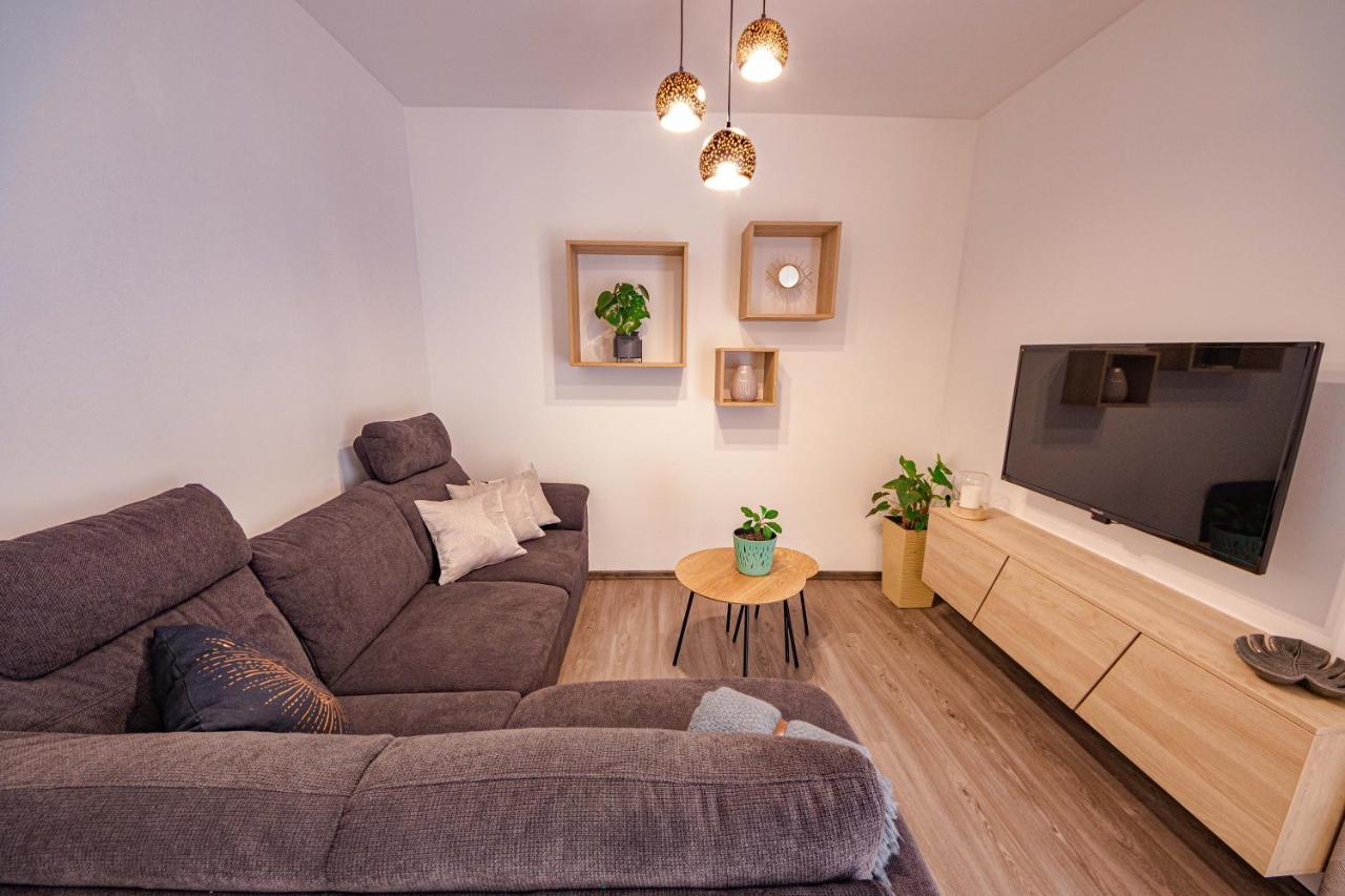 Zore Jasna Apartments เดมานอฟสกา โดลินา ภายนอก รูปภาพ